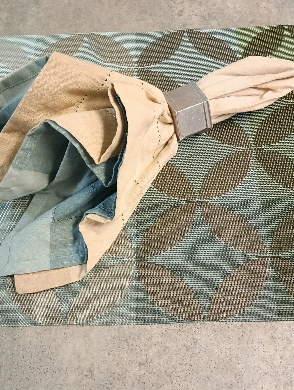 NWT Pier 1 Imports 6 Teal Blue, Aqua & Taupe Placemats & 8 Teal & Taupe Napkins